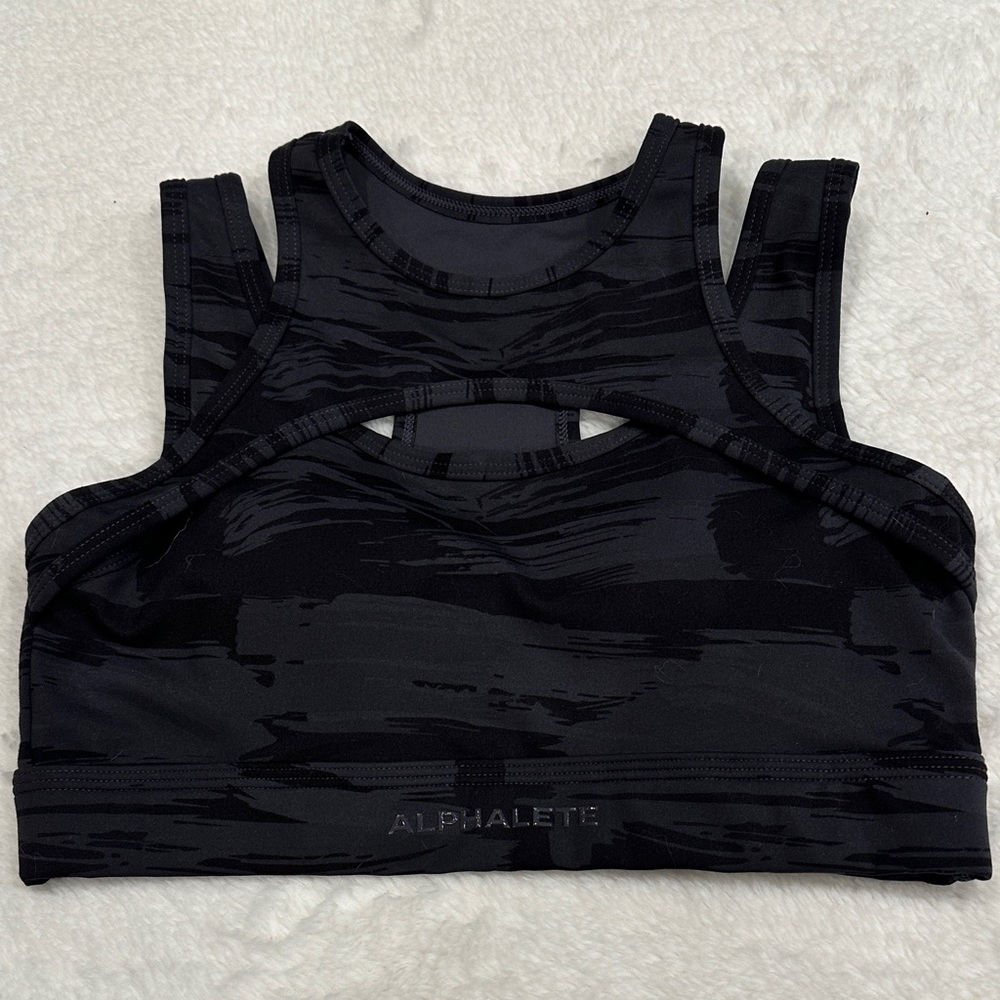 Alphalete Women's Dark Camo Patterned Sports Bra XS